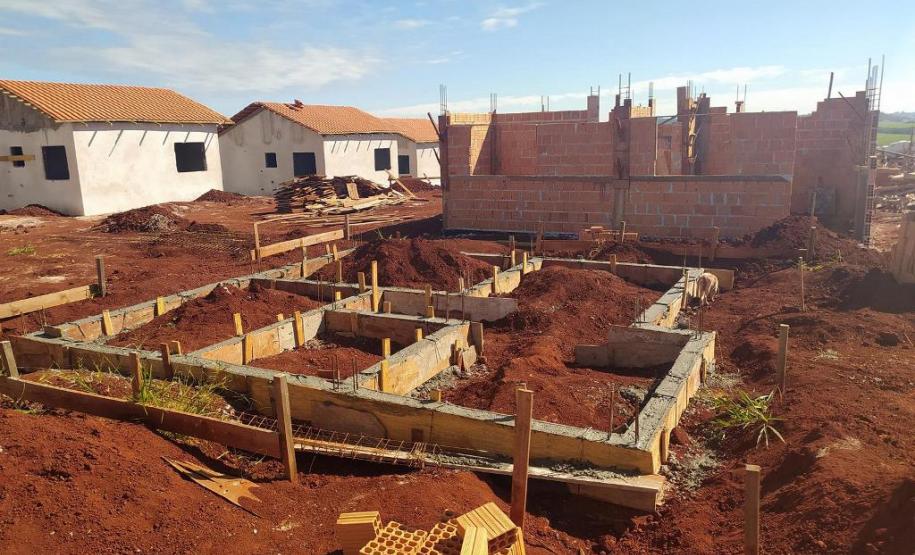 Construção de casas para famílias em vulnerabilidade avança no Vale do Ivaí