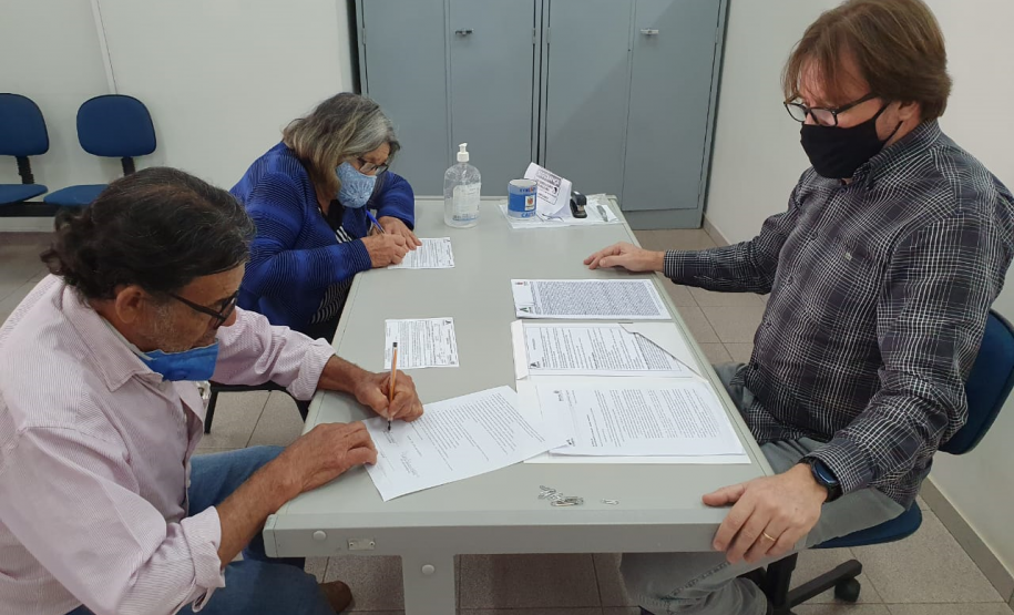 Quase mil famílias da região de Maringá já foram beneficiadas com títulos de propriedade