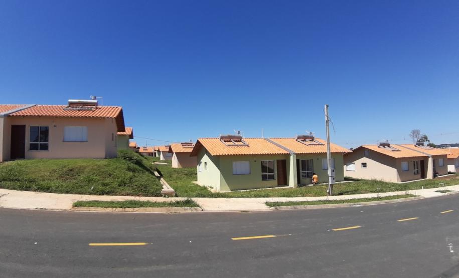 Cem famílias de Palmeira começam a se mudar para novas casas