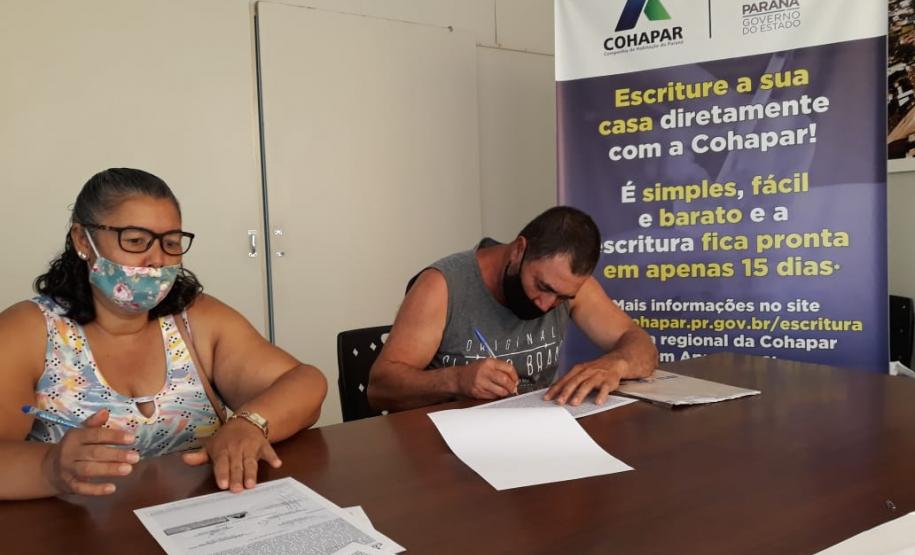 Cohapar retoma escrituração de imóveis em Apucarana; programa já beneficiou 381 famílias
