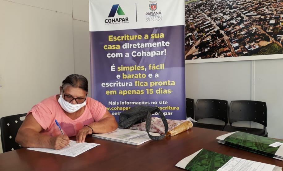 Cohapar retoma escrituração de imóveis em Apucarana; programa já beneficiou 381 famílias