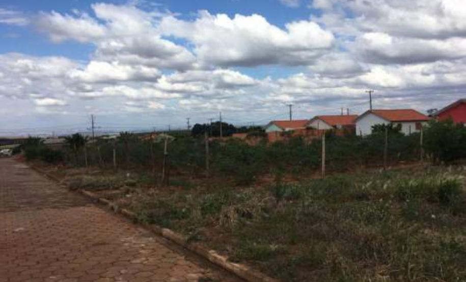 Construção de casas populares vai beneficiar 26 famílias de Prado Ferreira