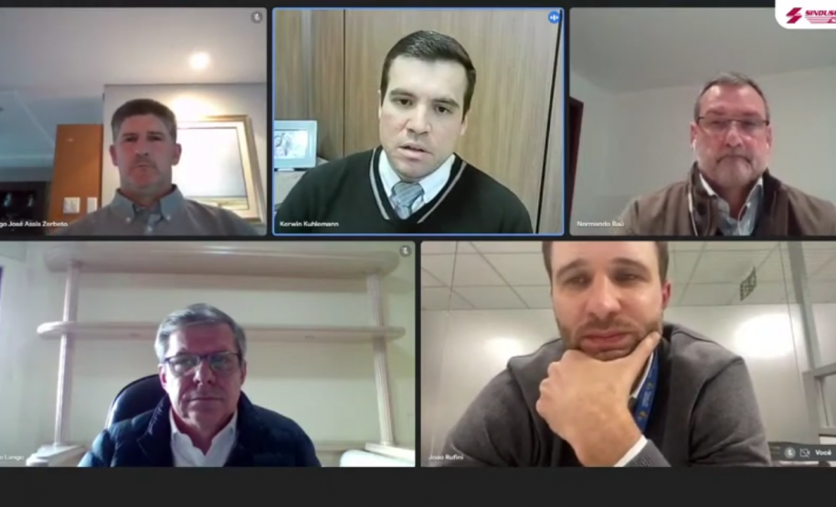 Governo apresenta a construtoras modalidade com subsídio da entrada, que vai atender 30 mil famílias