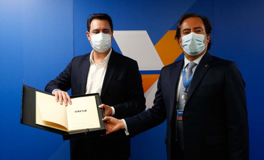 Convênio entre Estado e Caixa facilita acesso à casa própria para 30 mil famílias
