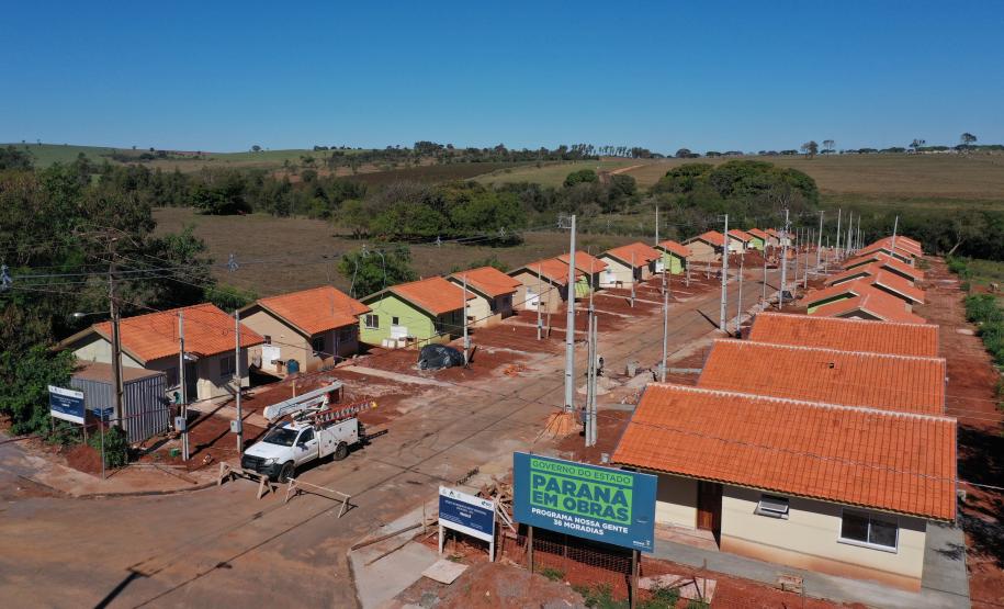 Famílias de Itaguajé participam de etapa final antes da mudança para casa própria