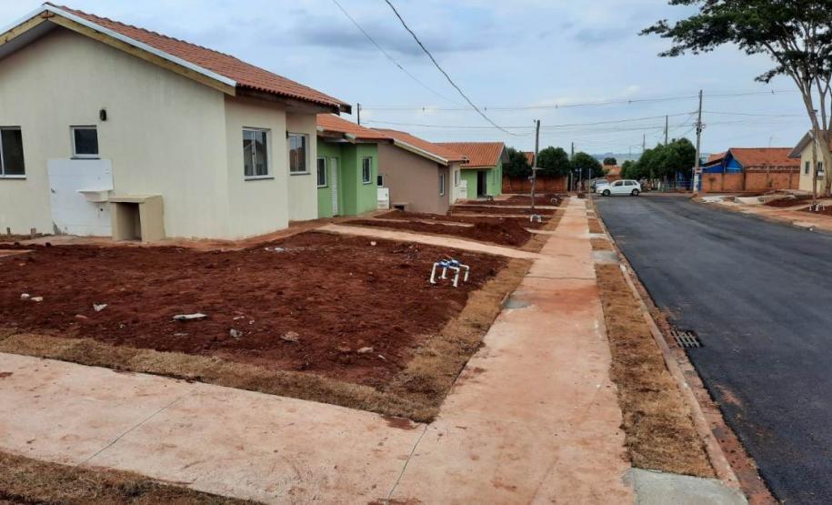 Construção de casas em Centenário do Sul chega à fase final