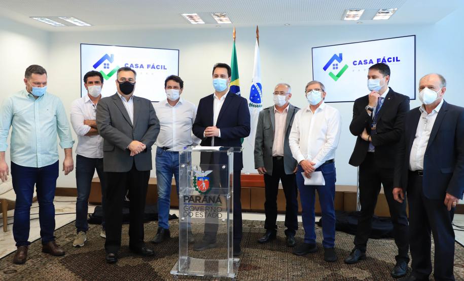 Governador libera subsídio para custeio de entrada da casa própria a 2.371 famílias