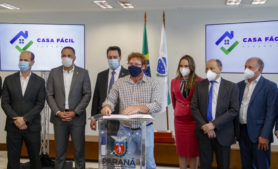 Governo libera mais R$ 26,8 milhões em subsídios para famílias financiarem moradia