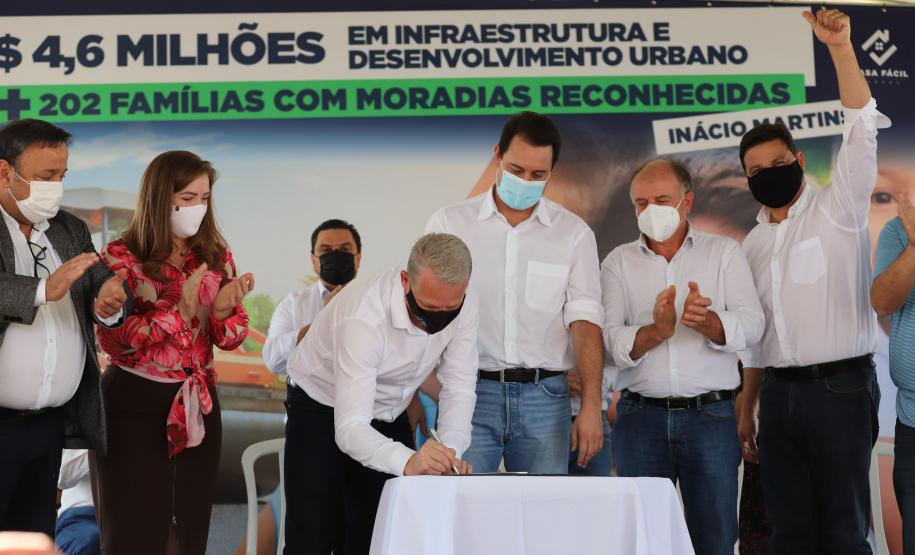 Estado regulariza 202 propriedades em Inácio Martins