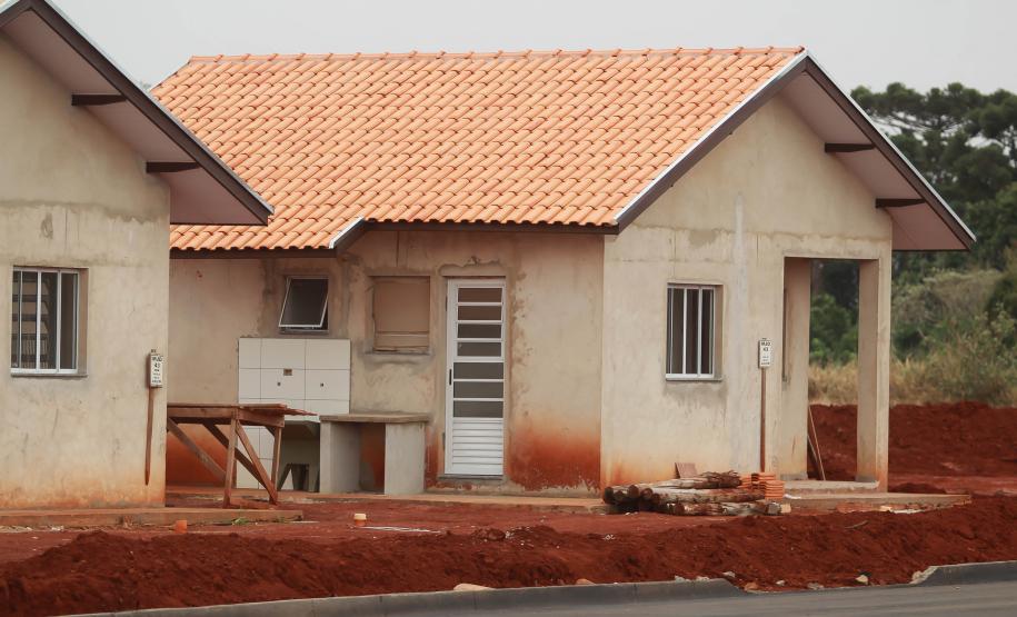 Inscrições para aquisição de 41 casas em Jardim Alegre terminam em 15 de novembro