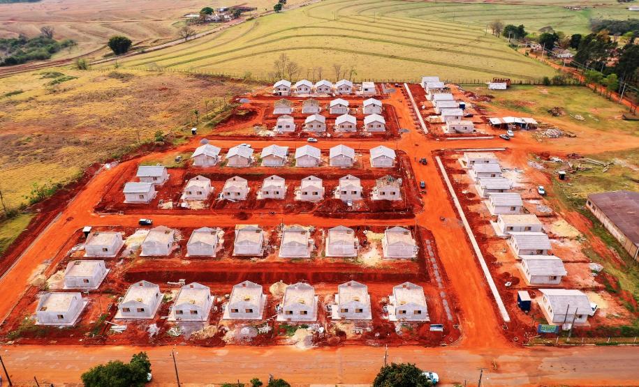 Interessados têm até 12 de novembro para participar da seleção de 57 moradias em Mariluz