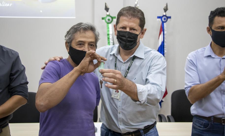 Famílias de Medianeira são realocadas de assentamentos precários para novas casas