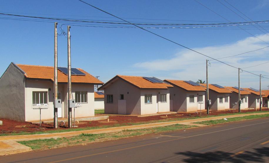 Famílias de Medianeira são realocadas de assentamentos precários para novas casas