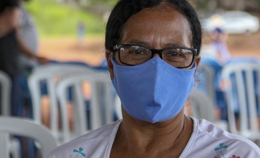 Com documentos em mãos, famílias de Goioerê celebram o Natal com casas regularizadas