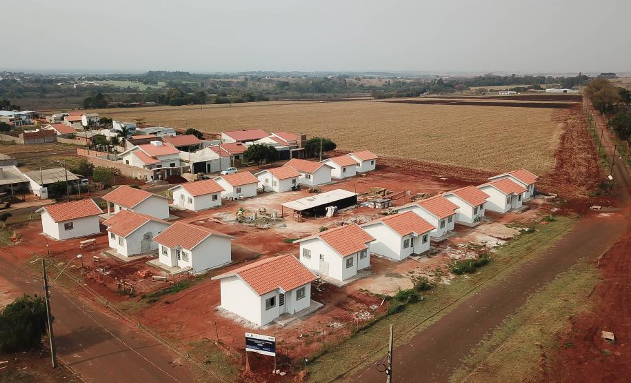 Governo do Estado garante construção de mais 1.270 imóveis em 25 municípios