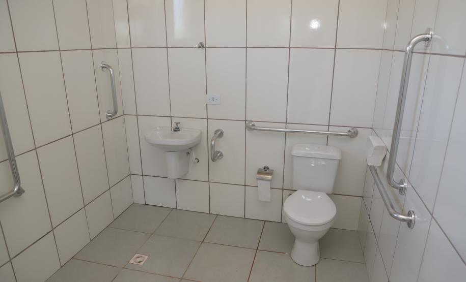 Famílias de Mariluz recebem chaves de suas novas moradias