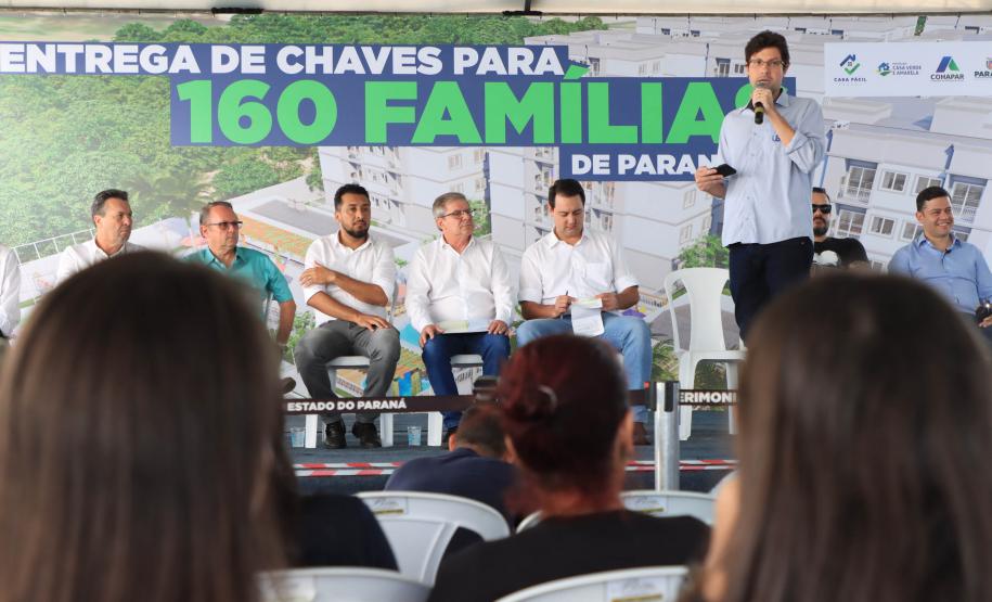 Governo ajuda 114 famílias de Paranavaí a comprar apartamentos em novo residencial