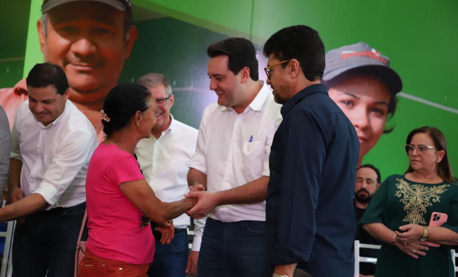 Com prioridade para moradia, governador confirma R$ 3,3 milhões para ações em Curiúva