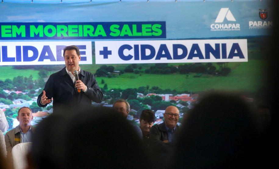 Governador entrega títulos de regularização fundiária a 52 famílias de Moreira Sales