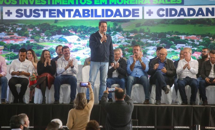 Governador entrega títulos de regularização fundiária a 52 famílias de Moreira Sales