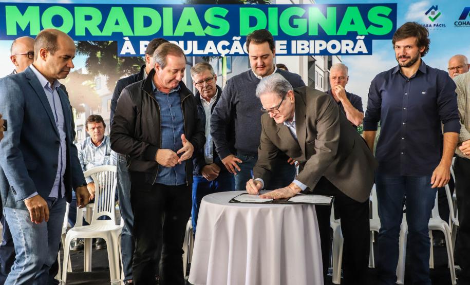 Governo ajuda famílias de Ibiporã a conquistar casa própria