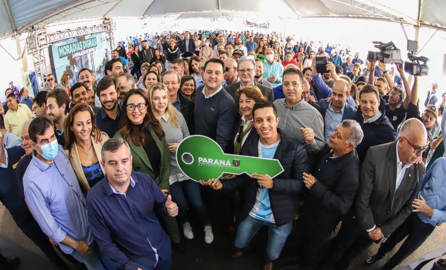 Governo ajuda famílias de Ibiporã a conquistar casa própria