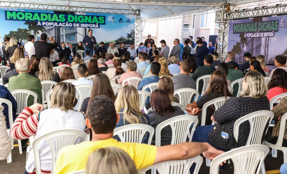 Governo ajuda famílias de Ibiporã a conquistar casa própria