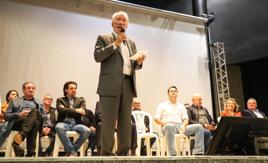 Títulos de propriedade entregues pelo Governo dão segurança a 296 famílias de Palmas