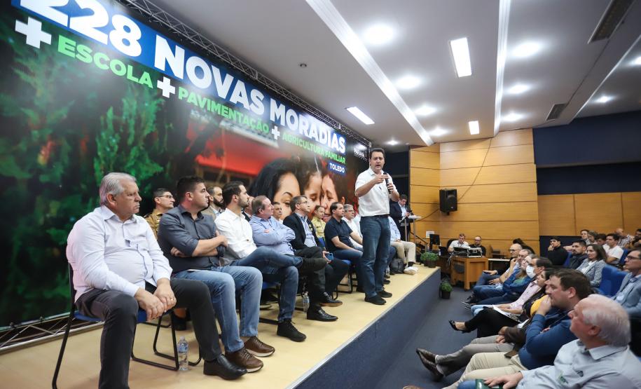 Governador libera subsídios para 228 novas casas em Toledo