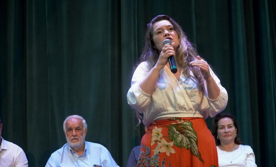 Governo do Estado regulariza 118 imóveis sem registro em Umuarama