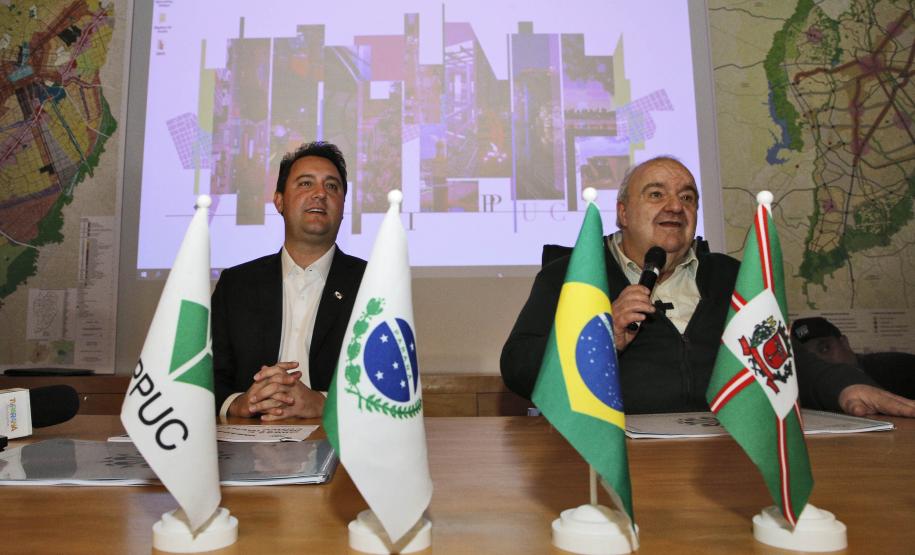 Estado e Prefeitura de Curitiba firmam novas parcerias para habitação e transporte público