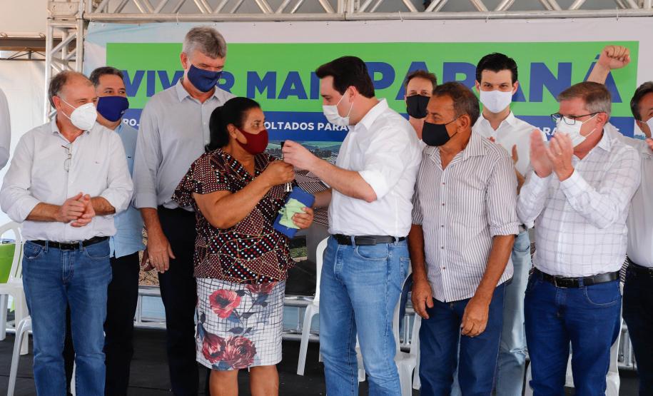 Condomínios melhoram condições de moradia e facilitam acesso a serviços públicos para idosos