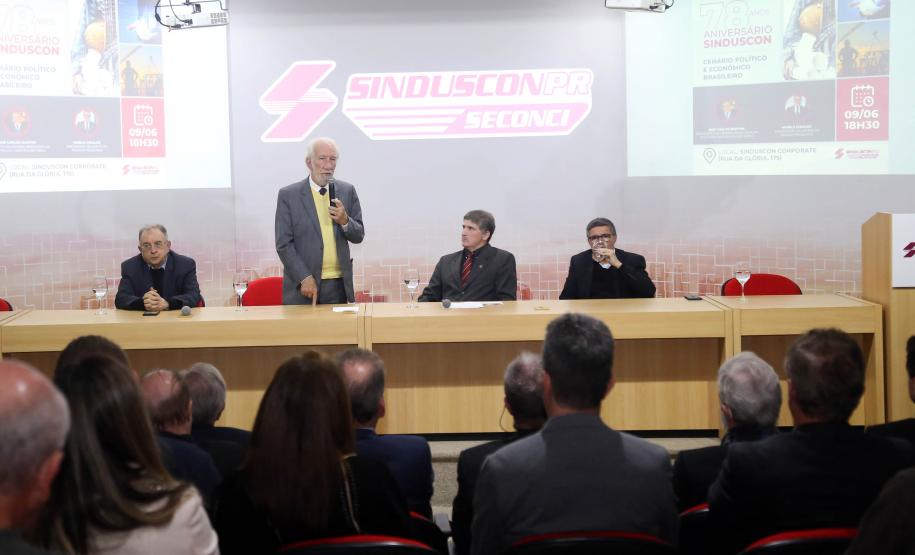 Piana destaca apoio do Sinduscon a projetos habitacionais do Estado