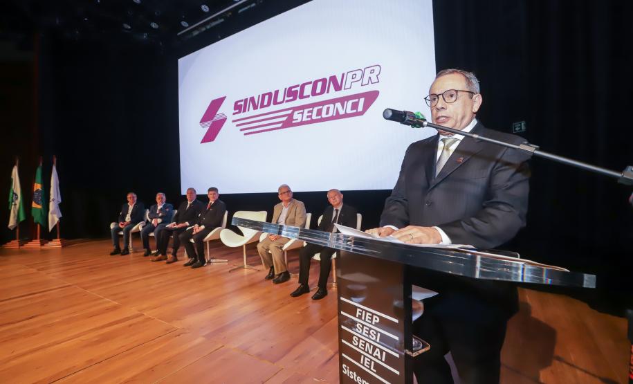 Presidente da Cohapar acompanha posse da nova diretoria do Sinduscon-PR