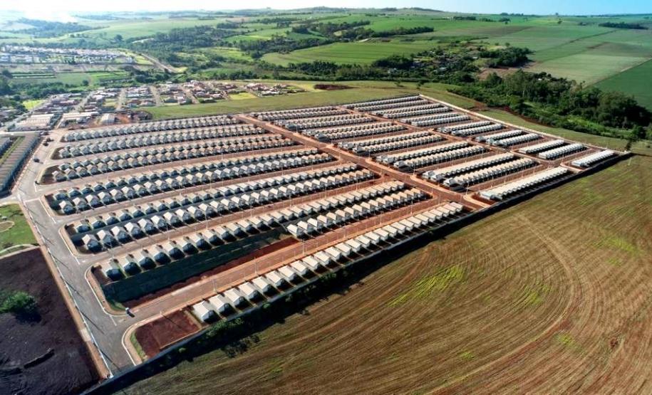 Em nova parceria, Governo ajuda 333 famílias de Londrina a conquistar casa própria