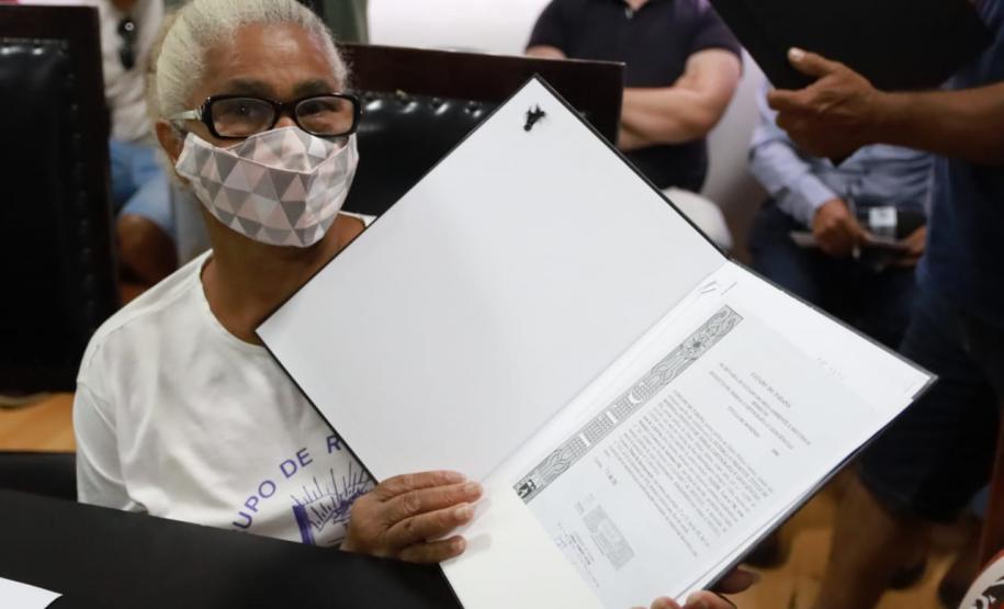 Com 16 mil famílias beneficiadas, Estado vai ampliar programa de regularização fundiária