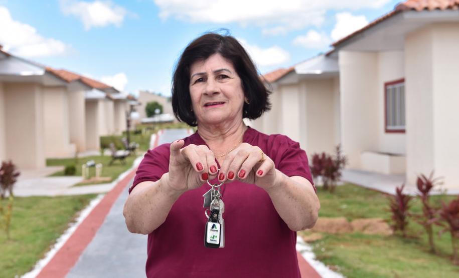 Mulheres são as mais beneficiadas com a construção de casas populares no Paraná - Foto: Cohapar