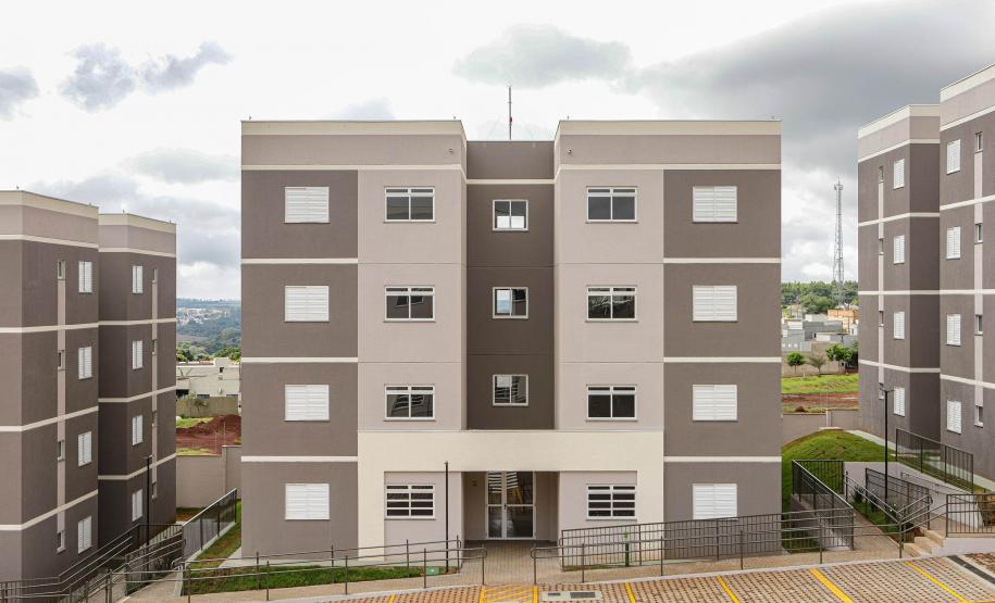 Londrina, 25 de fevereiro de 2023 - Entrega das chaves do Residencial Solar di Ravello, com familias contempladas pelo programa Casa Fácil.