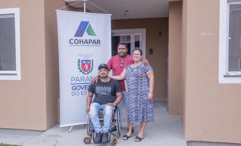 153 famílias de Campo Largo realizam o sonho da casa própria