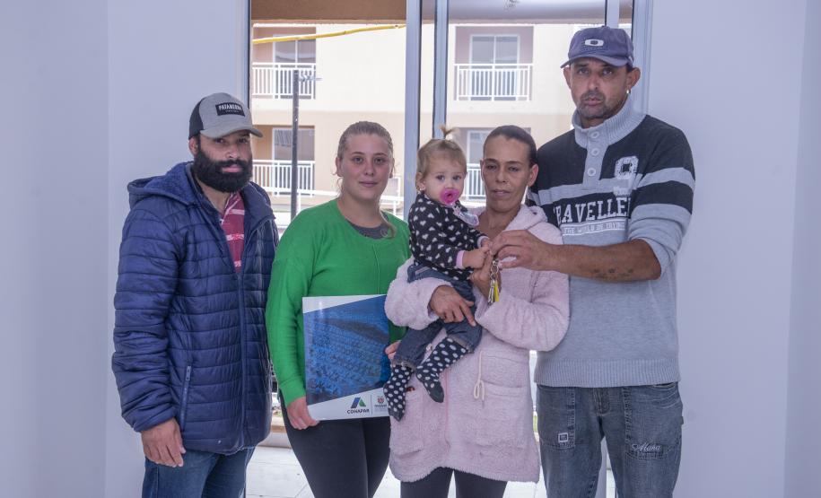 153 famílias de Campo Largo realizam o sonho da casa própria