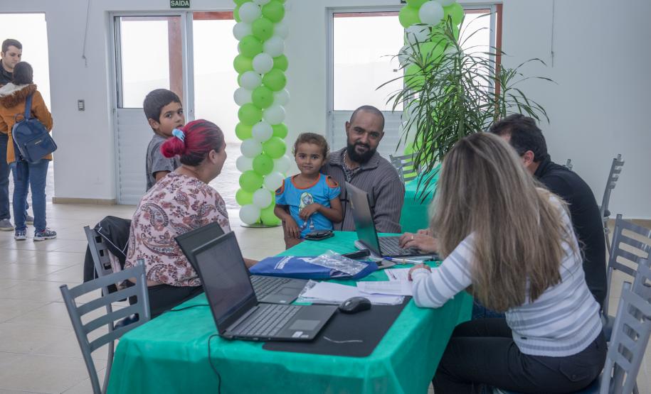 153 famílias de Campo Largo realizam o sonho da casa própria