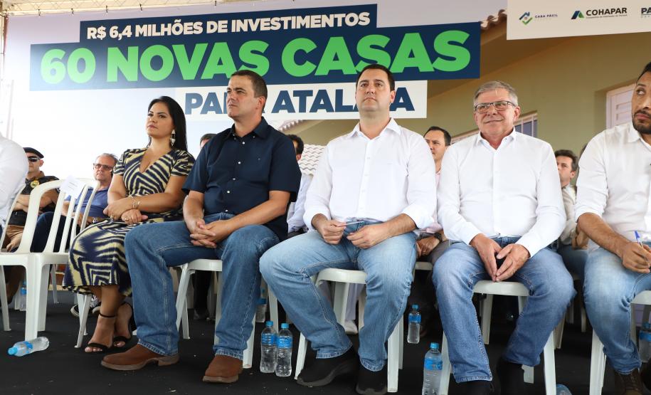 Governador inaugura conjunto com 60 moradias em Atalaia