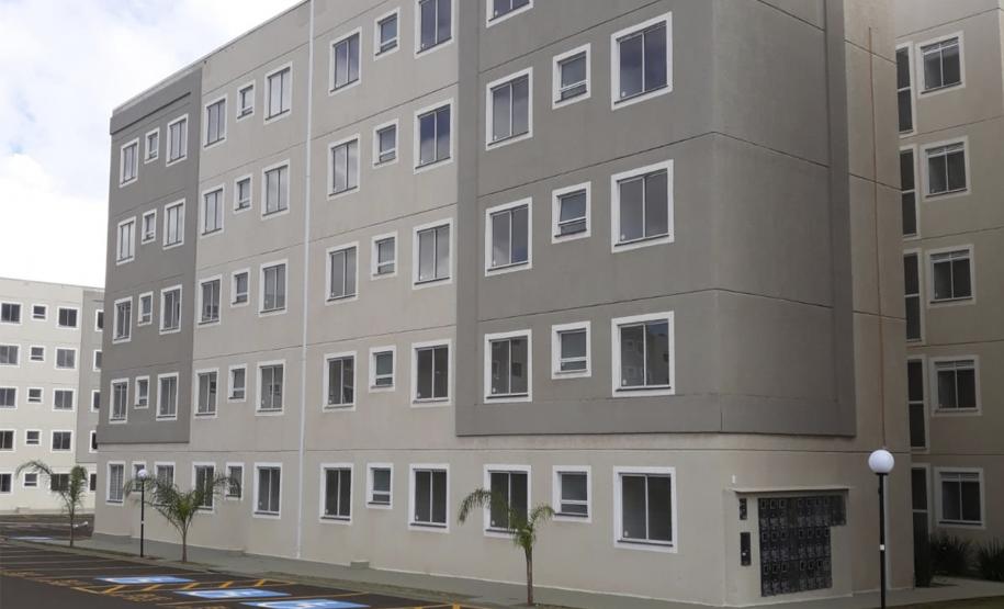 Mais dois empreendimentos são entregues com subsídios da Cohapar em Ponta Grossa e Arapongas