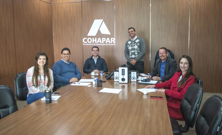 Condomínios compõem política para idosos no Paraná e chamam atenção de outros estados