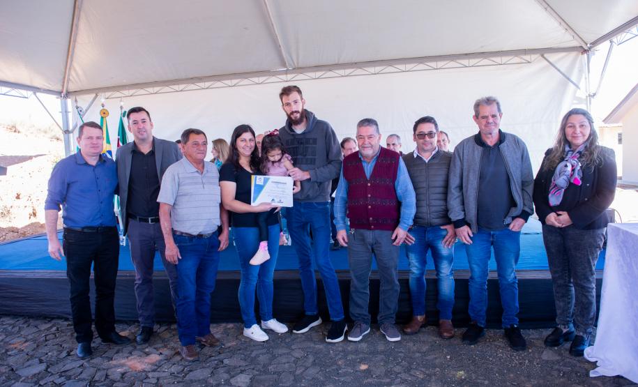 Entrega de 50 novas casas populares em Reserva marca sucesso do programa habitacional