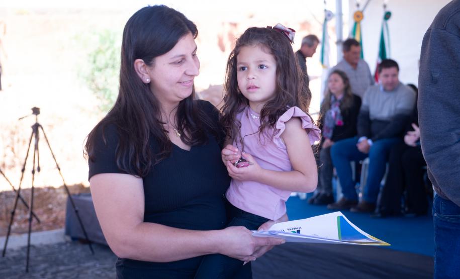 Entrega de 50 novas casas populares em Reserva marca sucesso do programa habitacional