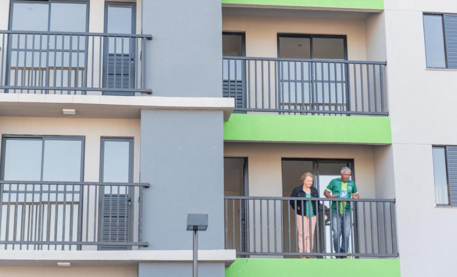 Entrega de Apartamentos Marca Momento Histórico em Cambé