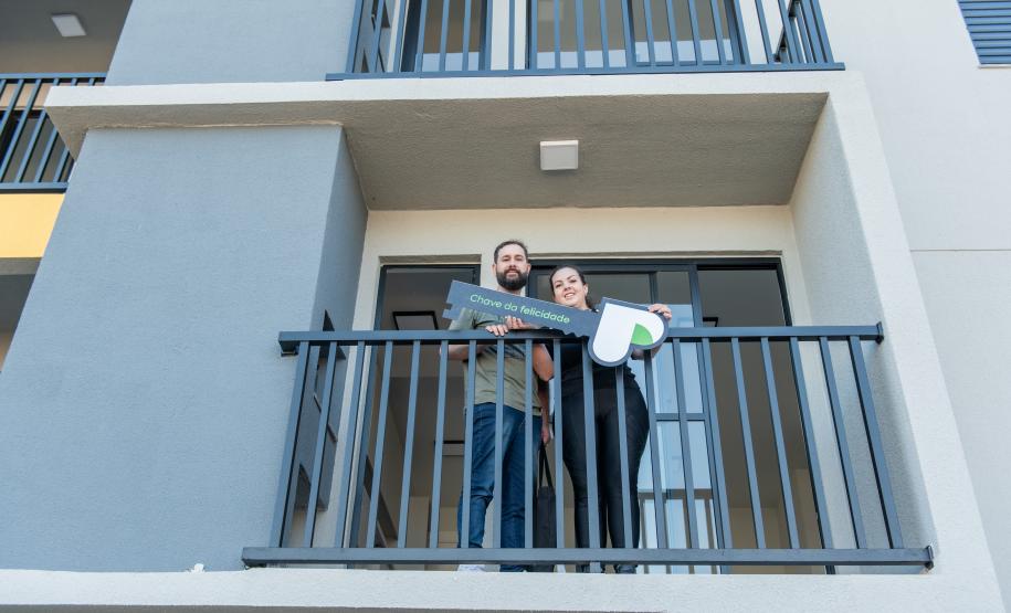 Entrega de Apartamentos Marca Momento Histórico em Cambé