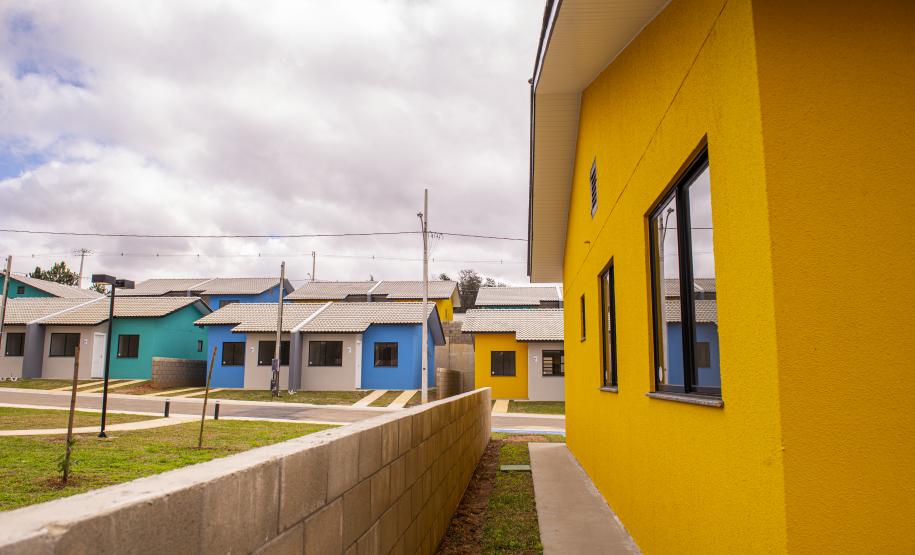 Estado investe R$ 1,8 milhão para apoiar famílias em conjunto de 266 casas em Ponta Grossa
