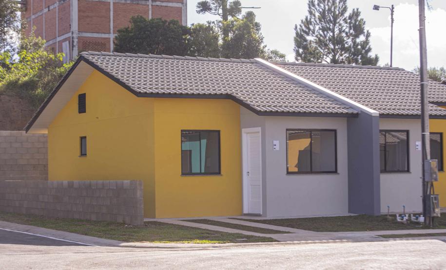 Estado investe R$ 1,8 milhão para apoiar famílias em conjunto de 266 casas em Ponta Grossa